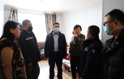 暖心慰问 虎年送福|bv1946伟德官网春节前夕慰问困难职工