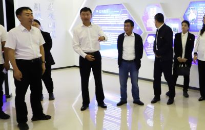 市审计局局长王宝山一行到bv1946伟德官网参观调研